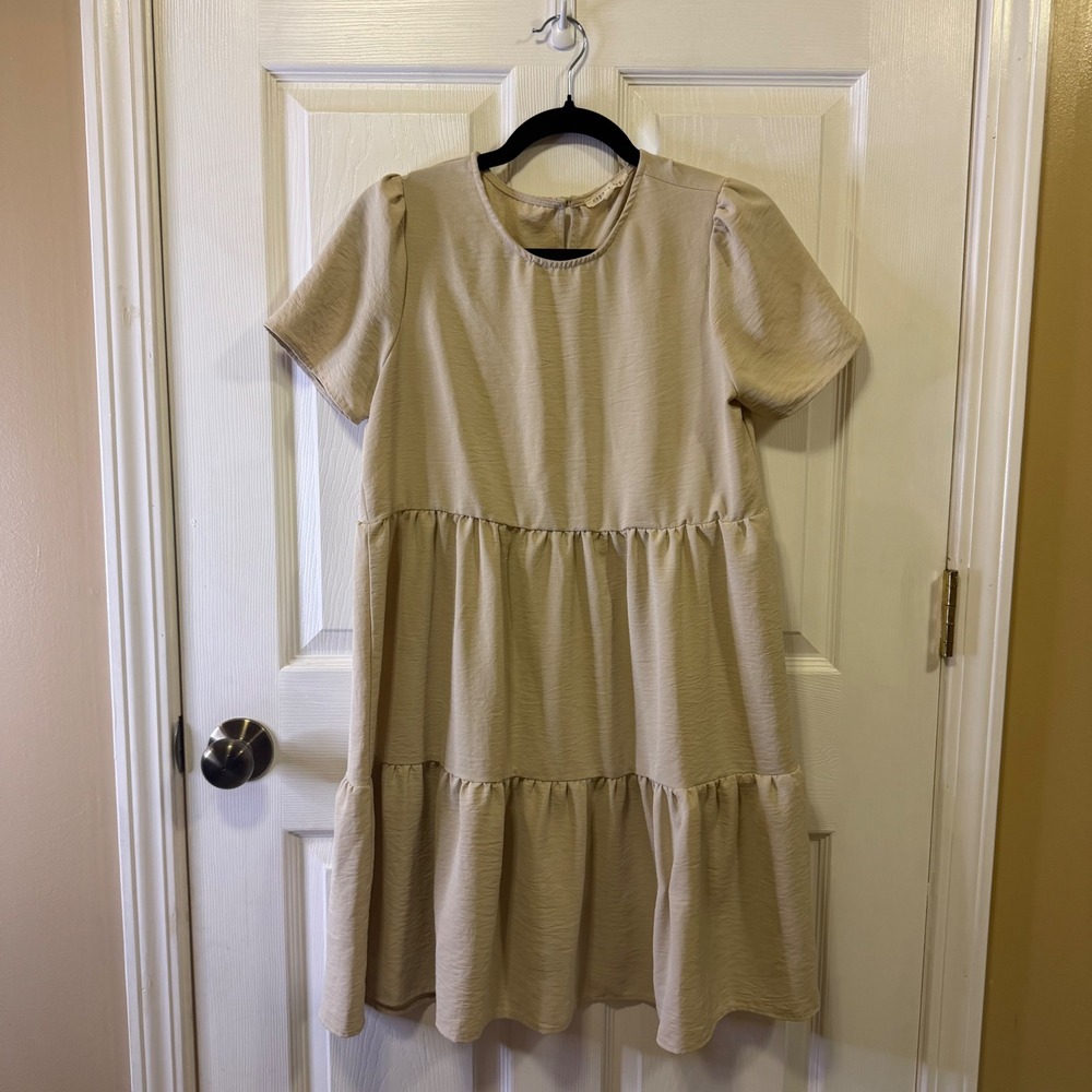 Copper Key Tan Beige Tiered Babydoll Dress Short Sleeve Small WDR116292-D
